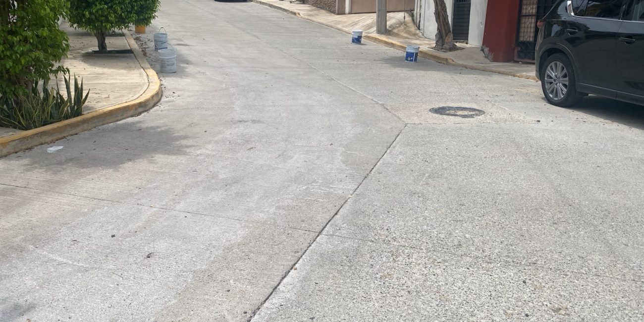 Construcción de drenaje sanitario en Andador Citlali