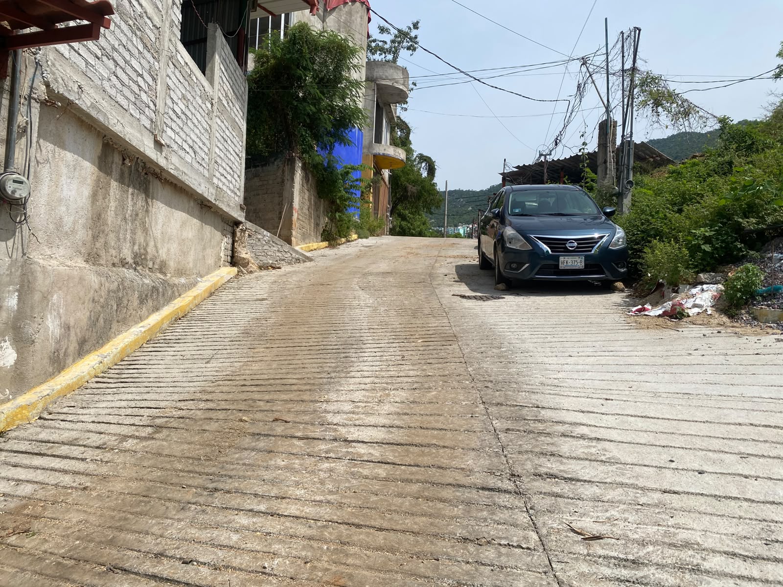 Evidencia fotográfica de pavimentación de Calle Jesús Chávez Polígono C