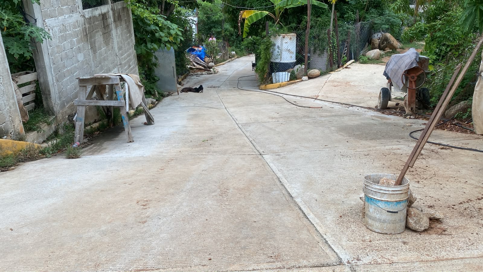 Evidencia fotográfica de Pavimentación de Andador Apochtli