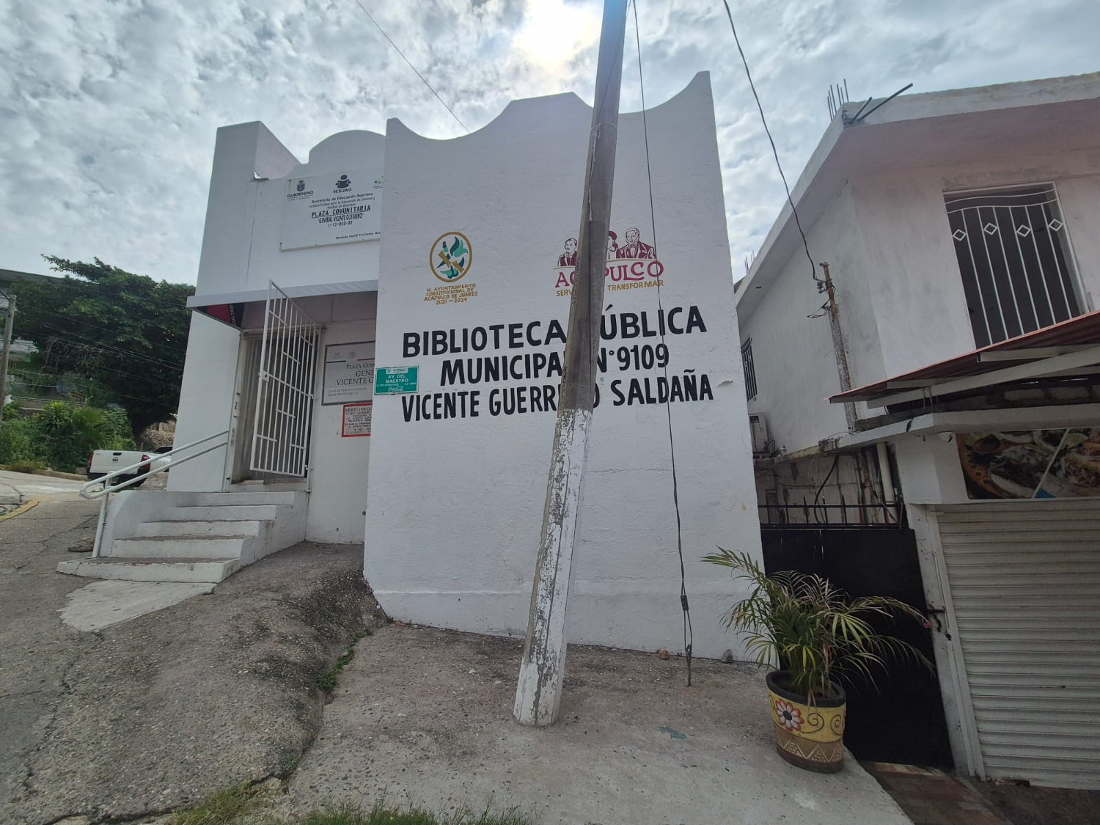Evidencia fotográfica de la Ampliación de Biblioteca Pública Municipal Vicente Guerrero Saldaña