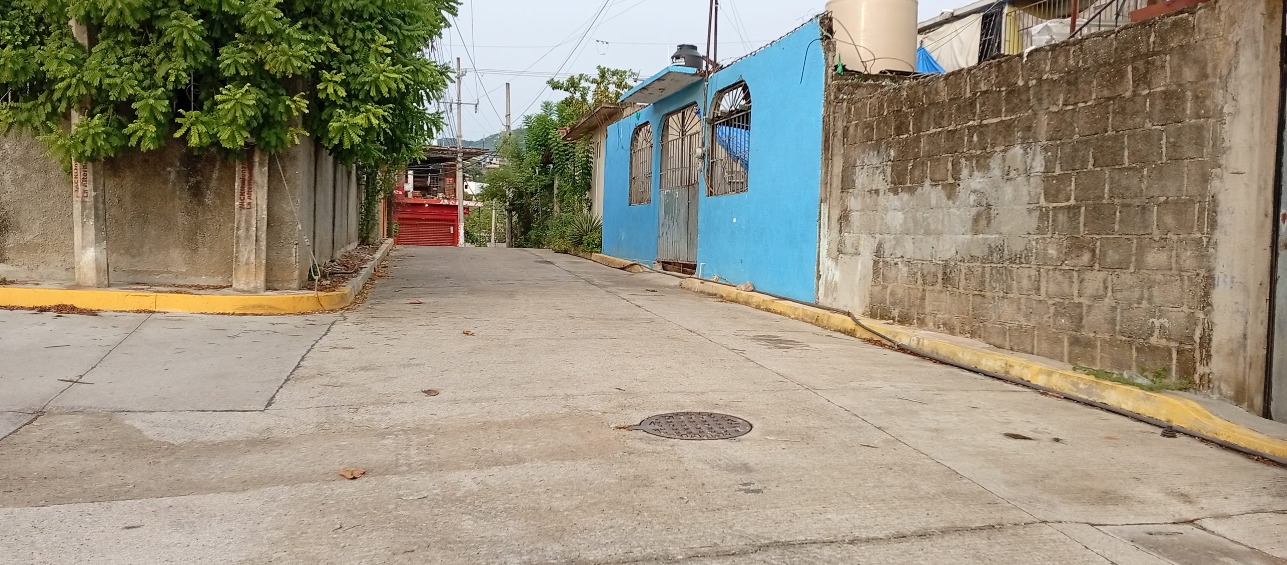 Pavimentación de andador Oriente