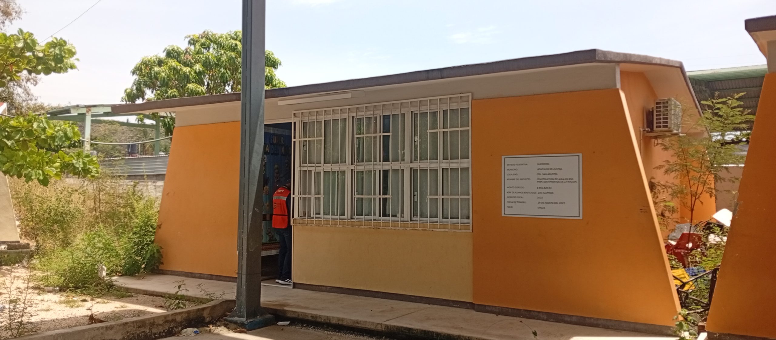 Construcción de aula en Escuela Primaria Sentimientos de la Nación