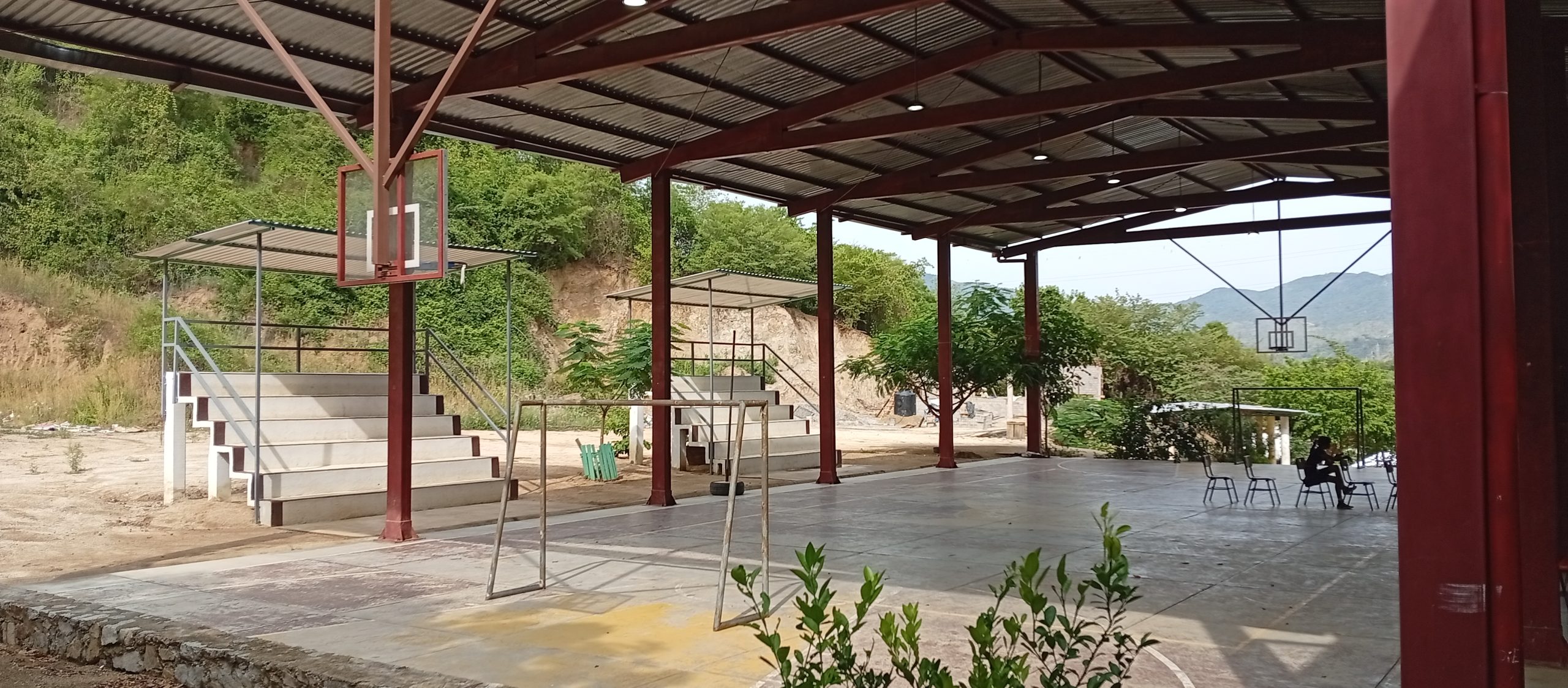 Ampliación de cancha en CECYTEG Plantel No. 07