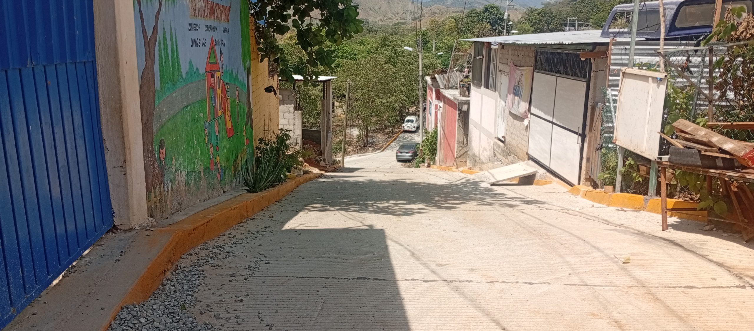Pavimentación de calle del tramo que conduce al Jardín de Niños