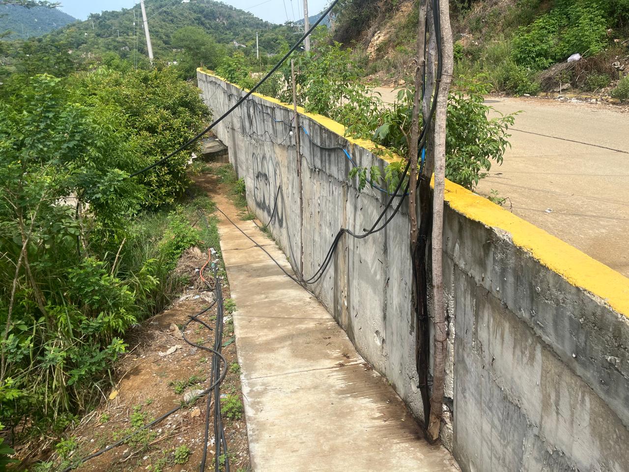 Construcción de muro de contención en Calle El Veladero