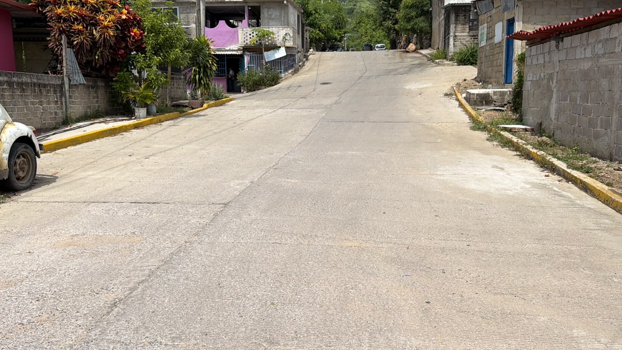 Evidencia fotográfica de Construcción de Drenaje Sanitario en Calle Villa Rica