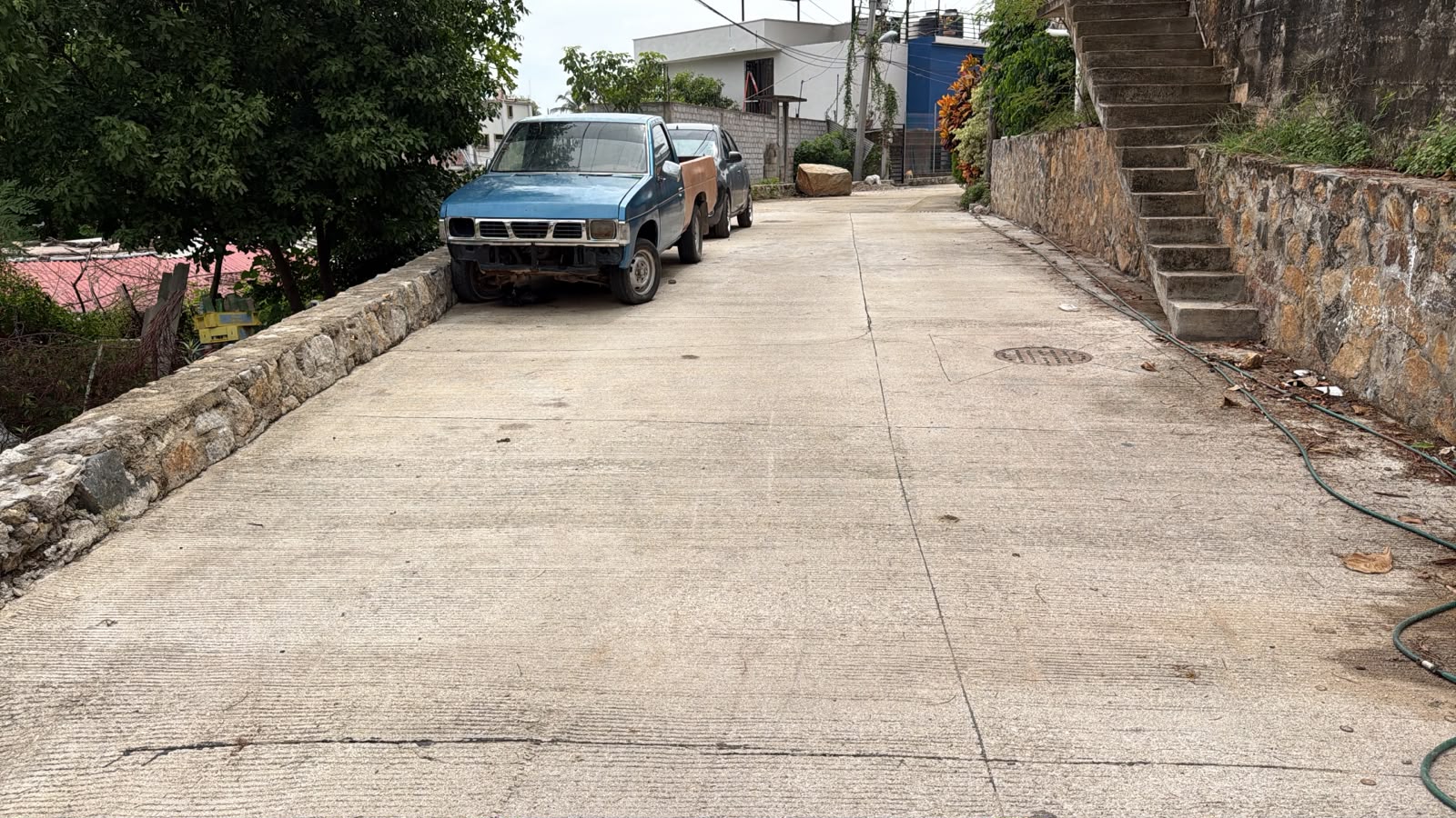 Evidencia fotográfica de Rehabilitación de Drenaje Sanitario en Calle Loma Bonita