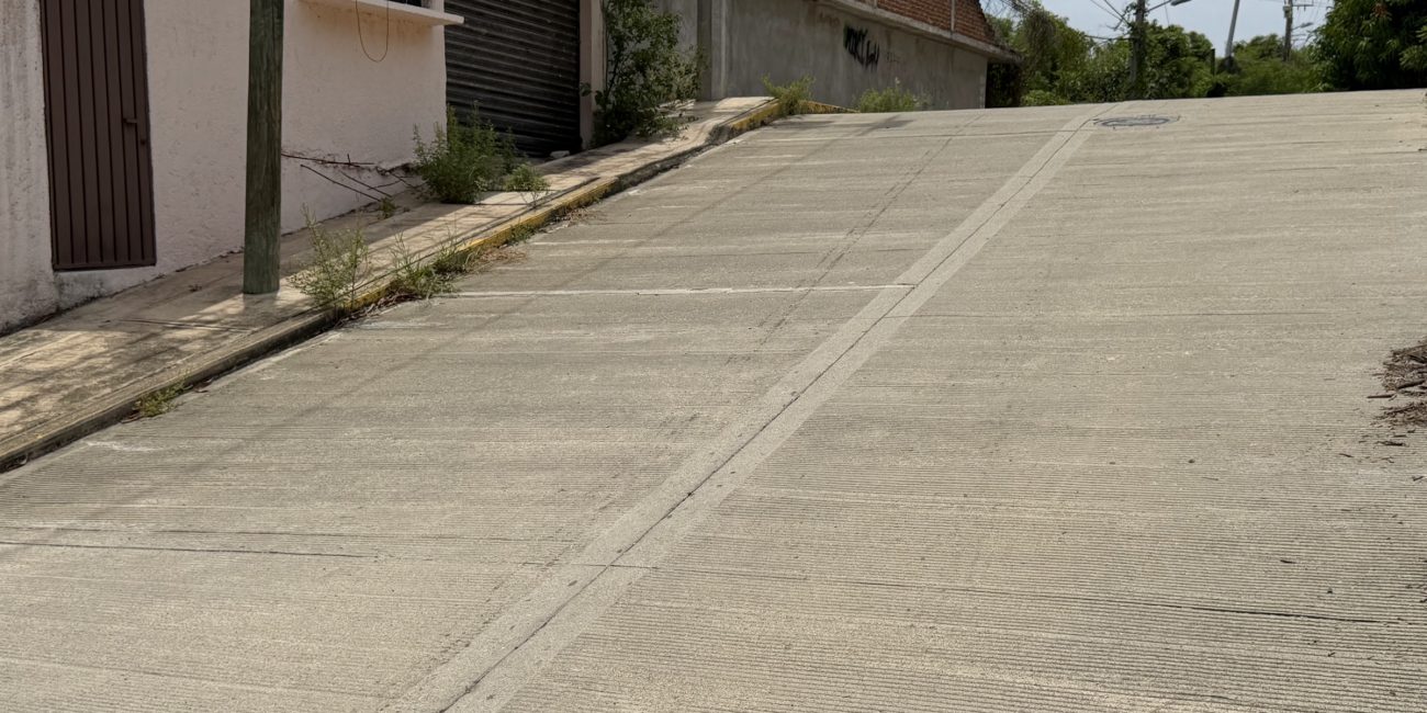 Rehabilitación de drenaje sanitario en Calle Zacatecas - Distrito 6