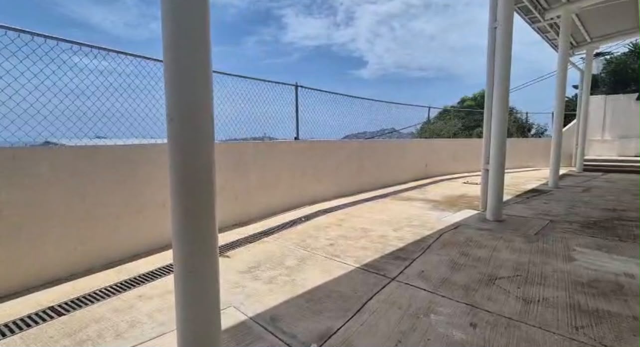 Construcción de muro de contención en Jardín de Niños Tezozómoc