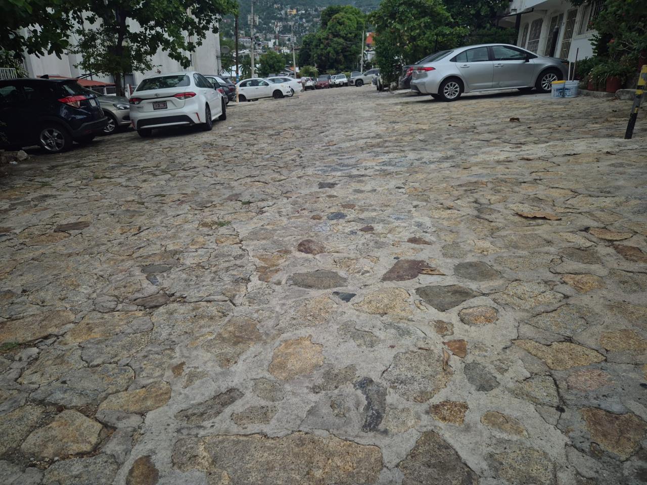 Rehabilitación de drenaje sanitario en calle Rinconada del Clipper